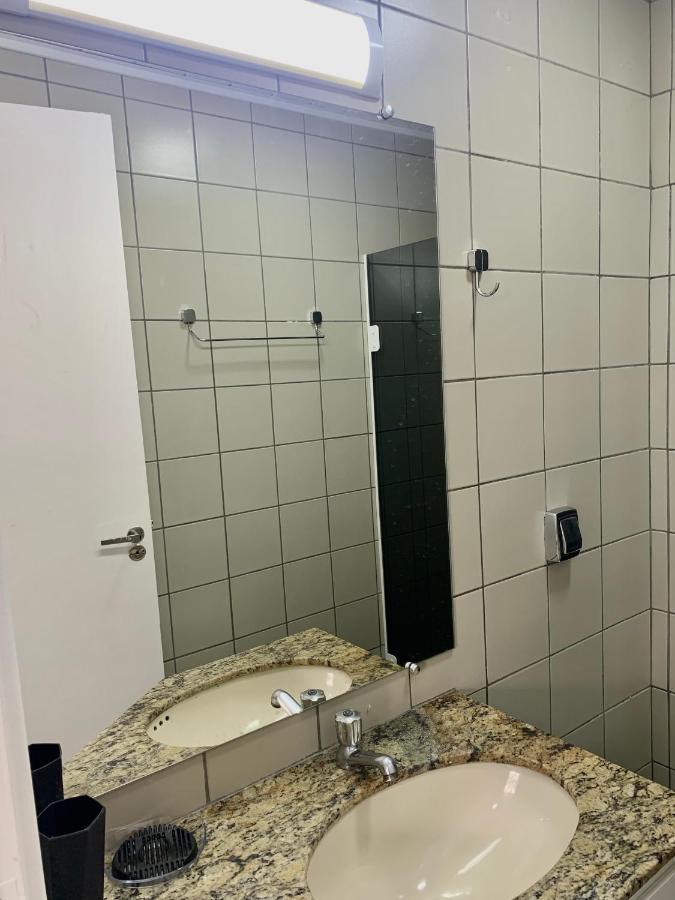 707- Apartamento Encantador, Amplo E Decorado, Quarto, Sala, Cozinha, Mobiliario Moderno, Cozinha Completa Com Utensilios , Excelente Vista Da Cidade E Localizacao Privelegiada No Bairro Bigorrilho กูรีตีบา ภายนอก รูปภาพ