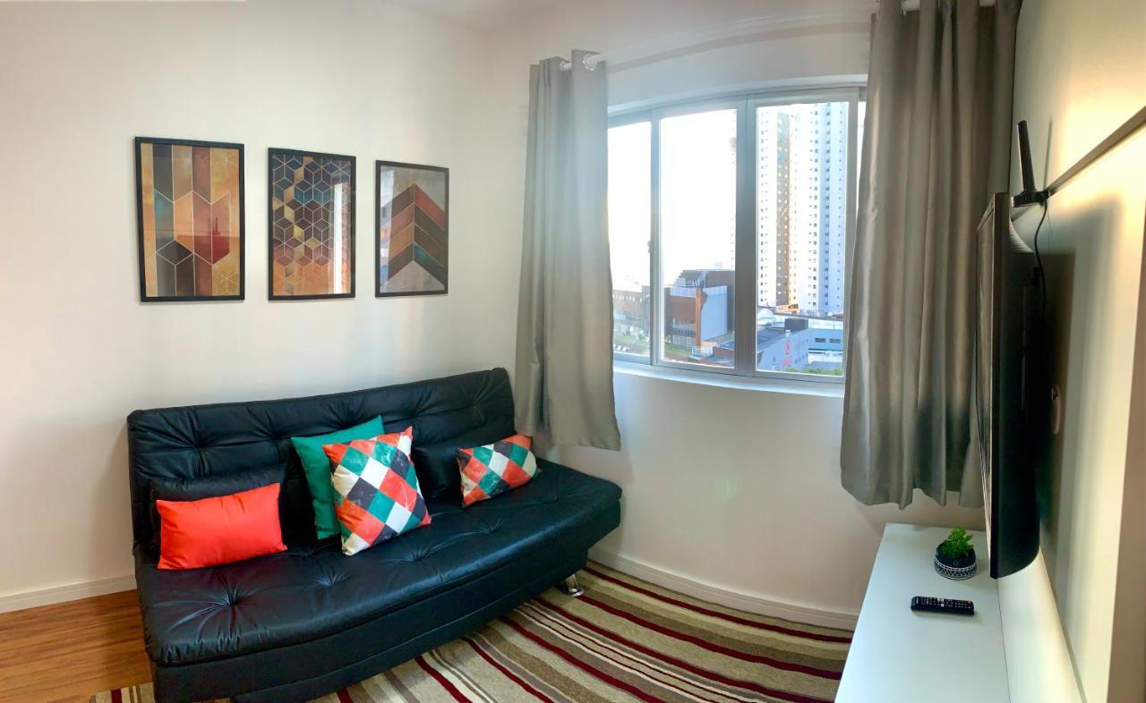 707- Apartamento Encantador, Amplo E Decorado, Quarto, Sala, Cozinha, Mobiliario Moderno, Cozinha Completa Com Utensilios , Excelente Vista Da Cidade E Localizacao Privelegiada No Bairro Bigorrilho กูรีตีบา ภายนอก รูปภาพ