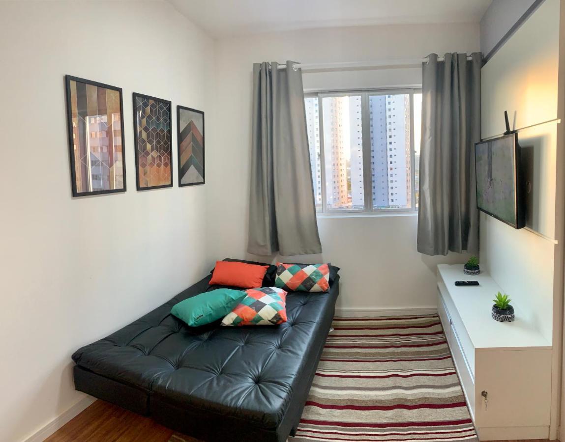 707- Apartamento Encantador, Amplo E Decorado, Quarto, Sala, Cozinha, Mobiliario Moderno, Cozinha Completa Com Utensilios , Excelente Vista Da Cidade E Localizacao Privelegiada No Bairro Bigorrilho กูรีตีบา ภายนอก รูปภาพ