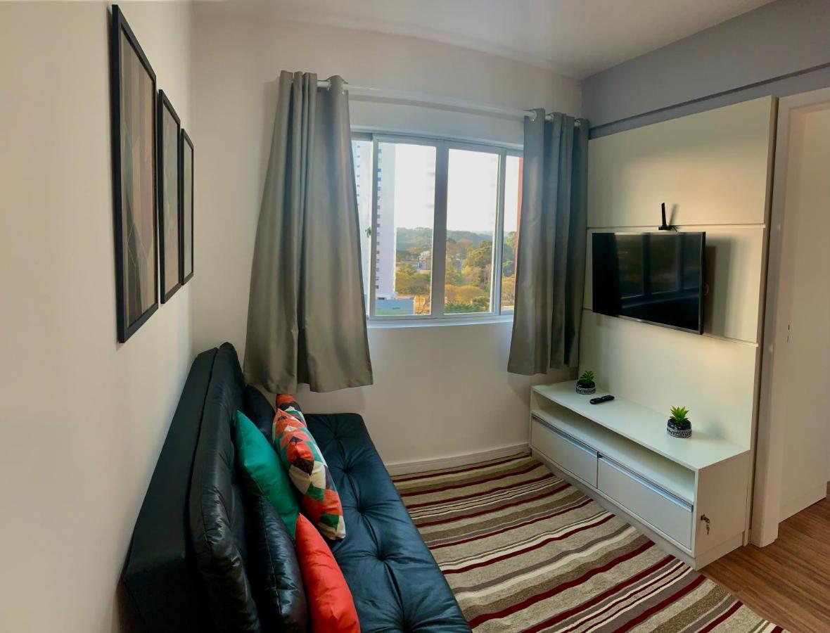 707- Apartamento Encantador, Amplo E Decorado, Quarto, Sala, Cozinha, Mobiliario Moderno, Cozinha Completa Com Utensilios , Excelente Vista Da Cidade E Localizacao Privelegiada No Bairro Bigorrilho กูรีตีบา ภายนอก รูปภาพ